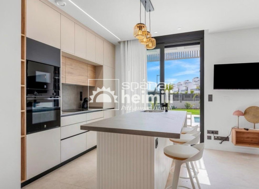 Endursala - Íbúð í fjölbýli -
Santa Rosalia