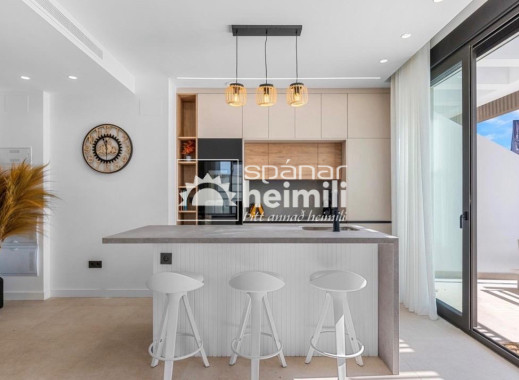 Endursala - Íbúð í fjölbýli -
Santa Rosalia