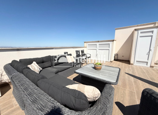 Endursala - Íbúð í fjölbýli -
Los Altos/Los Balcones