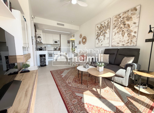 Endursala - Íbúð í fjölbýli -
Los Altos/Los Balcones