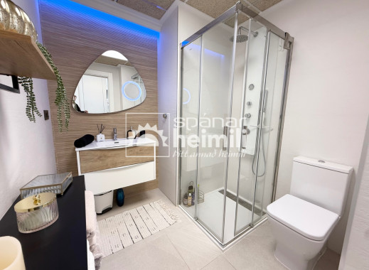 Endursala - Íbúð í fjölbýli -
Los Altos/Los Balcones