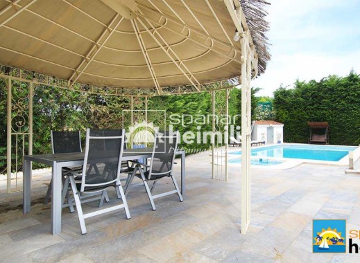 Reventa - Villa -
Los Altos/Los Balcones