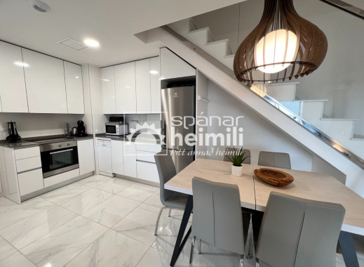 Endursala - Íbúð í fjölbýli -
Villamartin