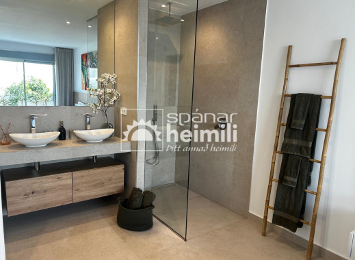 Revente - Maison jumelée d’un côté -
Los Alcazares