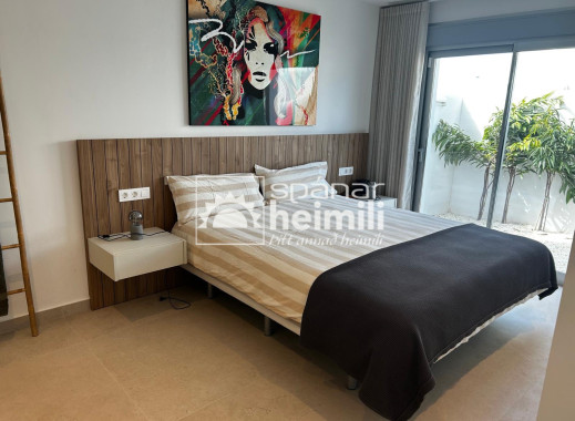 Revente - Maison jumelée d’un côté -
Los Alcazares