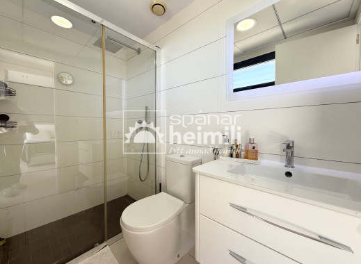 Endursala - Raðhús -
Cabo Roig