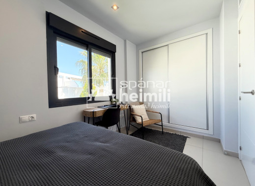 Endursala - Raðhús -
Cabo Roig