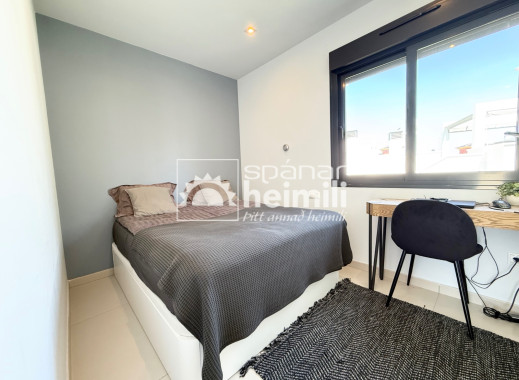 Endursala - Raðhús -
Cabo Roig