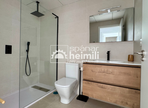 Nýbygging - Efri/neðri íbúð -
San Pedro Del Pinatar