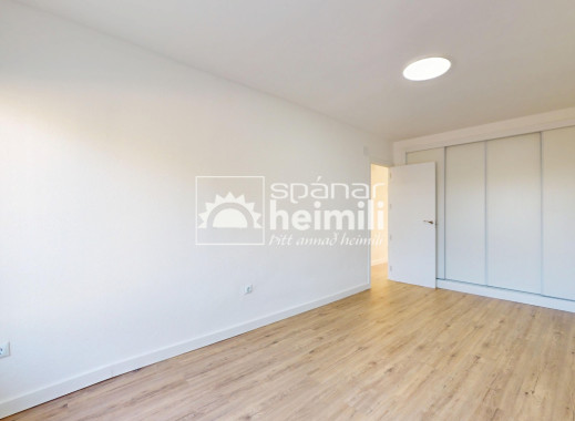 Odsprzedaż - Mieszkanie -
Villamartin