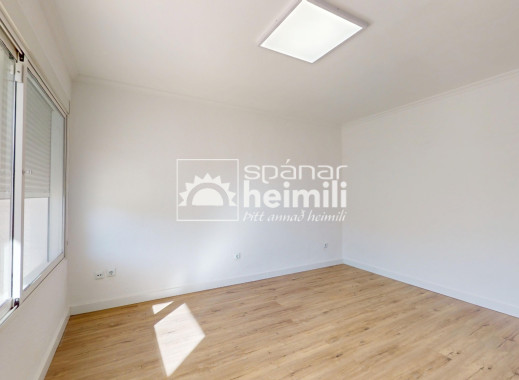 Odsprzedaż - Mieszkanie -
Villamartin