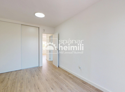 Odsprzedaż - Mieszkanie -
Villamartin