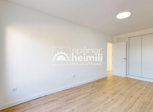 Odsprzedaż - Mieszkanie -
Villamartin