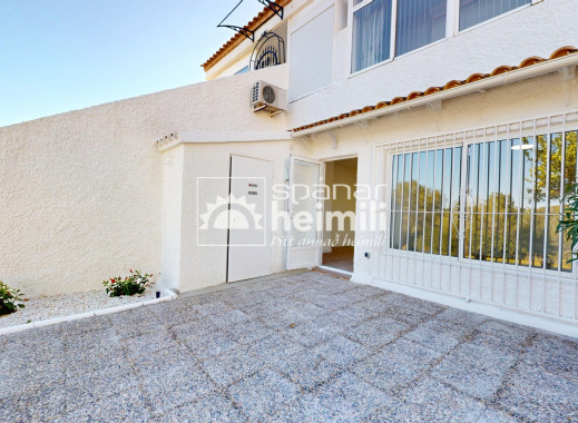 Odsprzedaż - Mieszkanie -
Villamartin