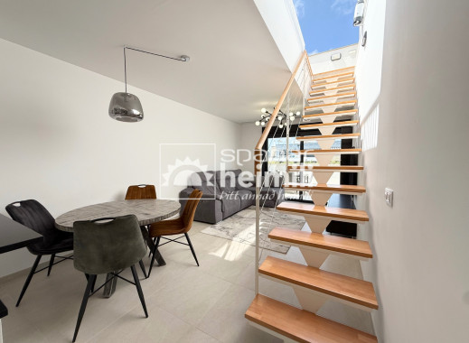 Endursala - Íbúð í fjölbýli -
Playa flamenca