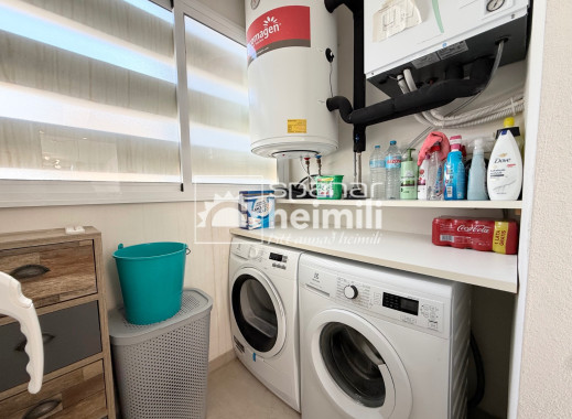 Endursala - Íbúð í fjölbýli -
Playa flamenca