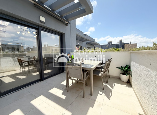 Endursala - Íbúð í fjölbýli -
Playa flamenca