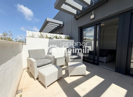 Endursala - Íbúð í fjölbýli -
Playa flamenca