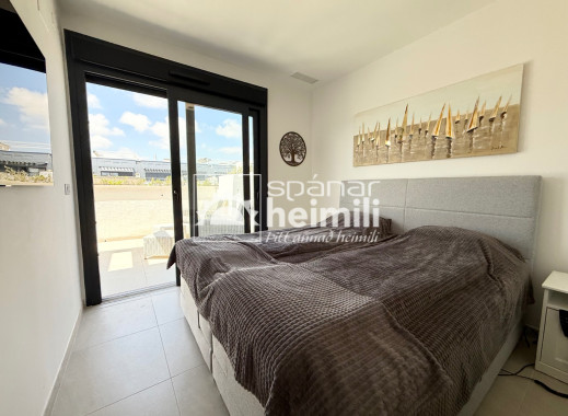 Endursala - Íbúð í fjölbýli -
Playa flamenca