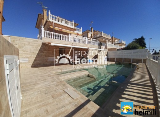 Resale - Detached house -
Torrevieja