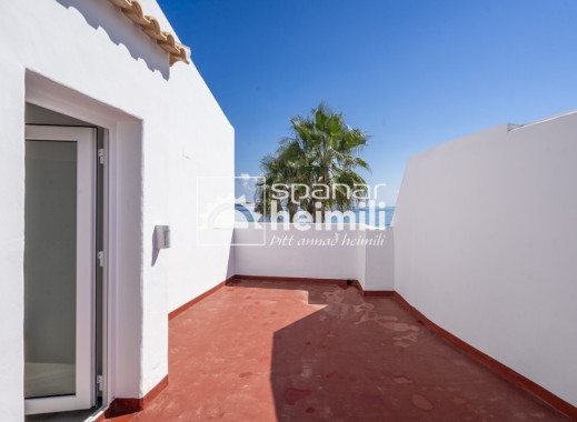 Endursala - Einbýli -
La Manga del Mar Menor - Playa del Galán