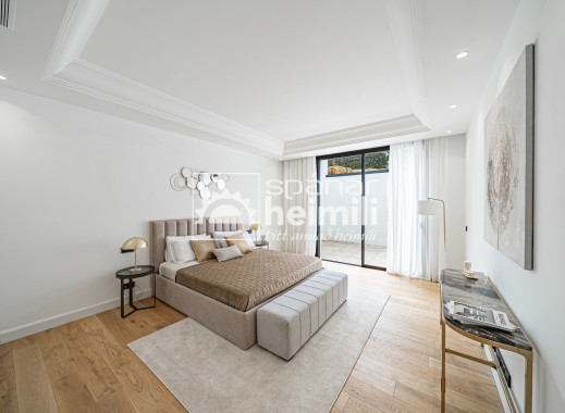 Nýbygging - Einbýli -
Málaga/Marbella - Marbella