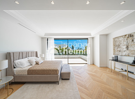 Nýbygging - Einbýli -
Málaga/Marbella - Marbella