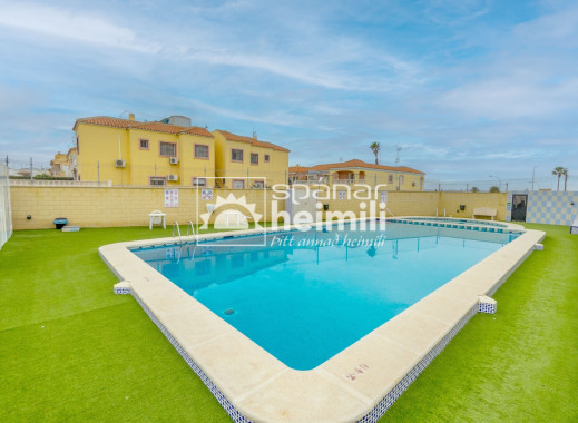 Endursala - Bungalow -
Torrevieja