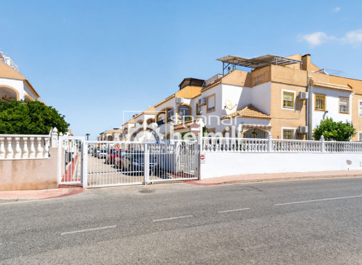 Videresalg - Lejlighed -
Torrevieja