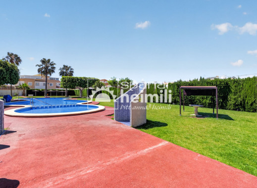 Videresalg - Lejlighed -
Torrevieja