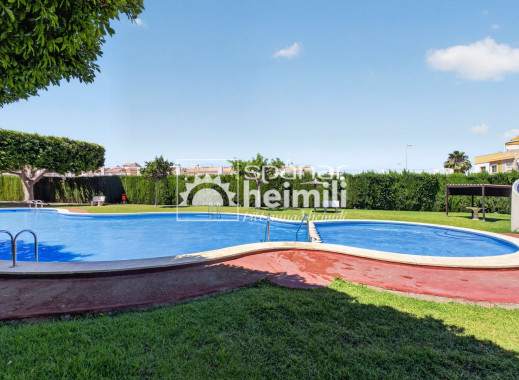Videresalg - Lejlighed -
Torrevieja