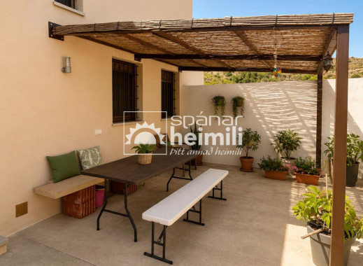 Herverkoop - Finca-stijl woning -
Cartagena