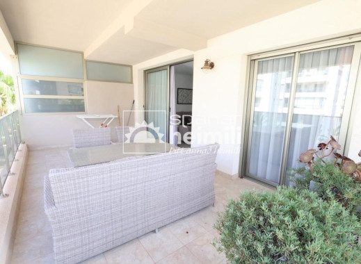 Resale - Apartment -
Villamartin