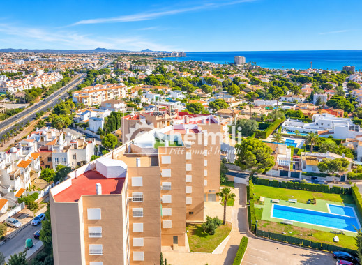 Reventa - Apartamento -
La Zenia
