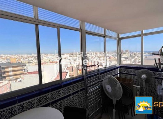 Revente - Appartement -
Torrevieja