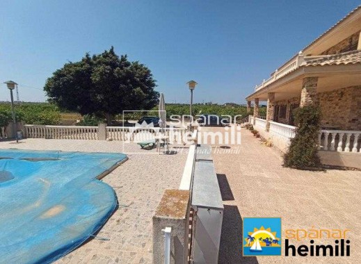 Videresalg - Villa -
San Miguel