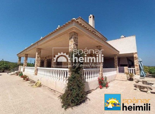 Videresalg - Villa -
San Miguel