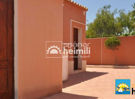 Resale - Detached house -
La Zenia