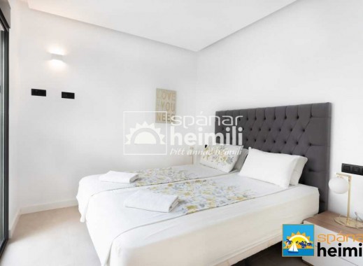 Resale -  -
Cabo Roig