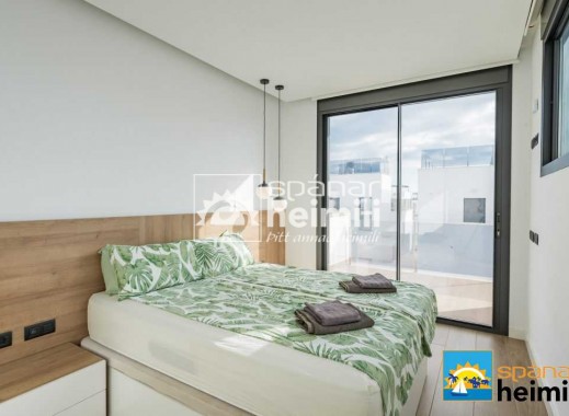 Resale -  -
Cabo Roig