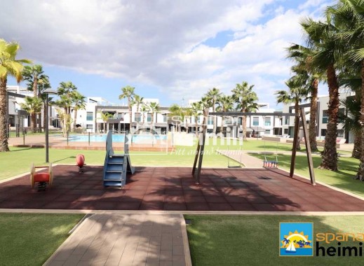 Reventa - Apartamento en dúplex -
La Zenia