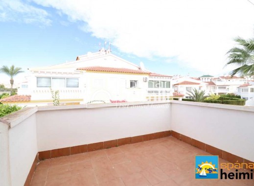 Videresalg - Villa -
Punta Prima