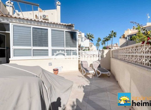 Resale - Townhouse -
Playa flamenca