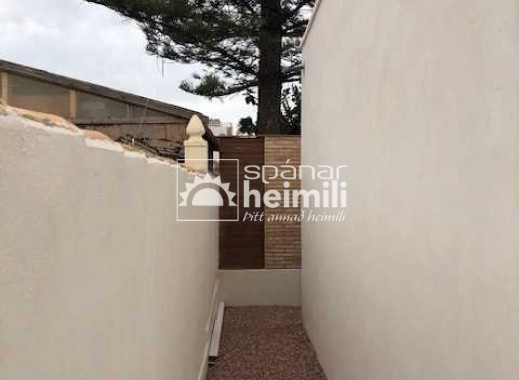 Revente - Villa -
Punta Prima