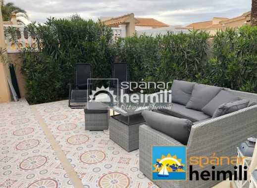 Revente - Villa -
Punta Prima